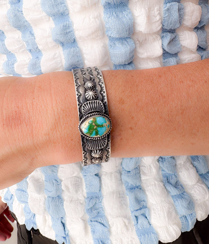 Scalloped Navajo Statement Cuff