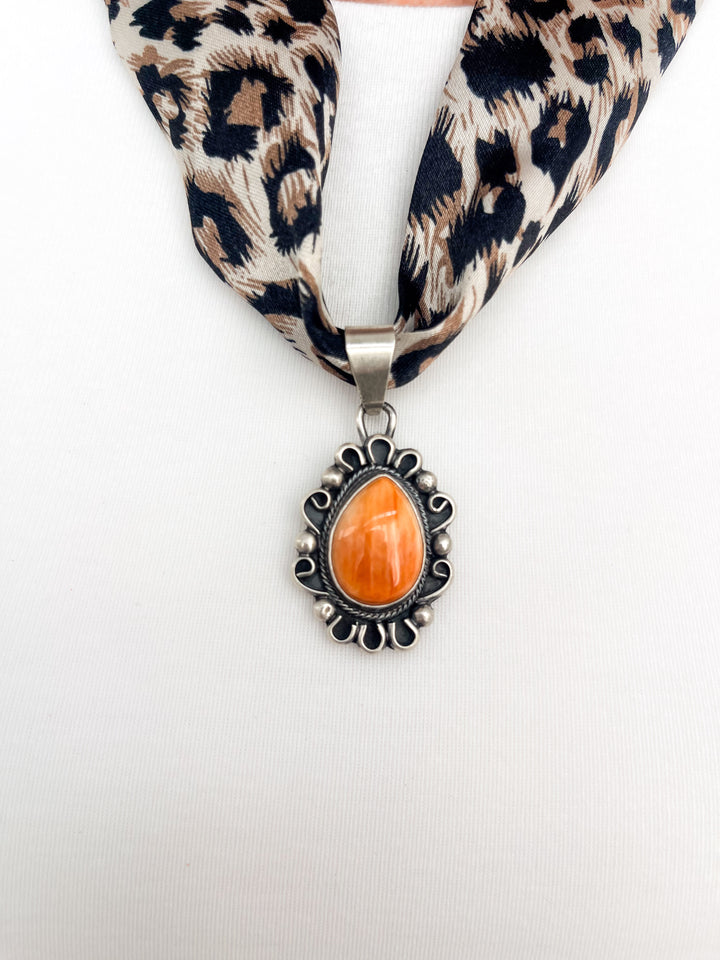 Jimmy Garcia Spiny Oyster Leopard Scarf Necklace